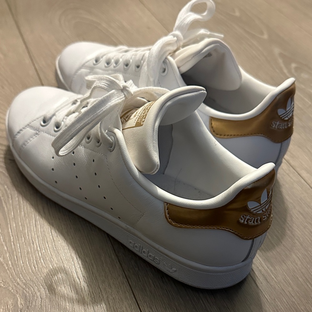 Adidas Stan Smith White with Gold Detail